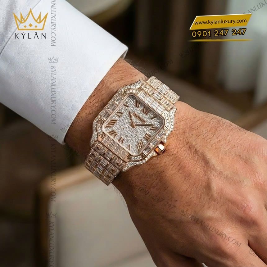 Đồng hồ Cartier Santos vàng hồng custom full kim cương 8 Kỳ Lân Luxury cartier santos vang hong custom full kim cuong 2 Đồng hồ Cartier Santos vàng hồng custom full kim cương