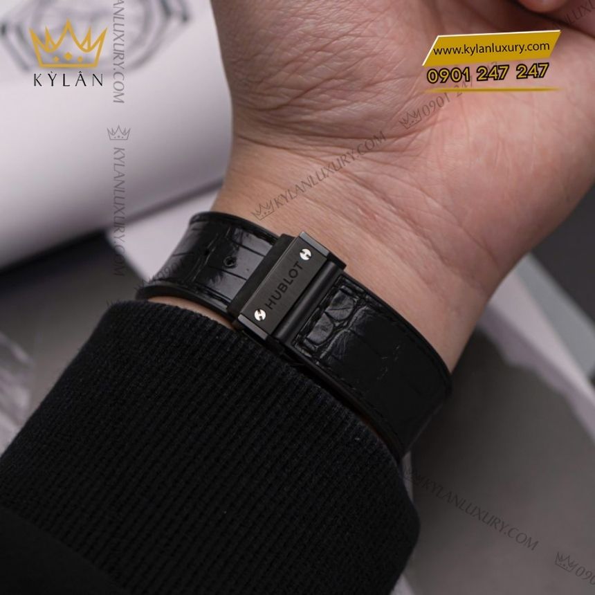 Kỳ Lân Luxury hublot aerofusion moonphase black magic 547cx0170lr 11 Đồng hồ Hublot Classic Fusion Aerofusion Moonphase Black Magic 42mm