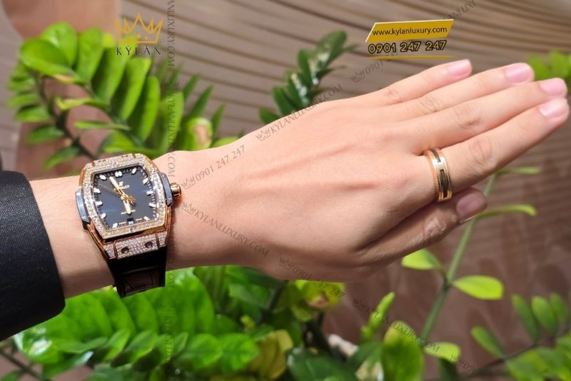 Đồng hồ Hublot Spirit of Big Bang King Gold Pavé 39mm
