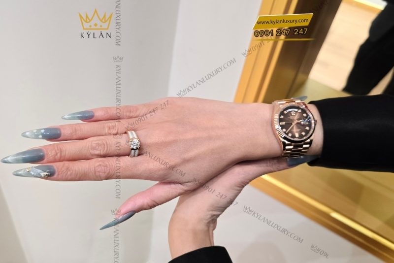 Đồng hồ Rolex Day Date 36 nâu ombré cọc kim cương 128235-0037
