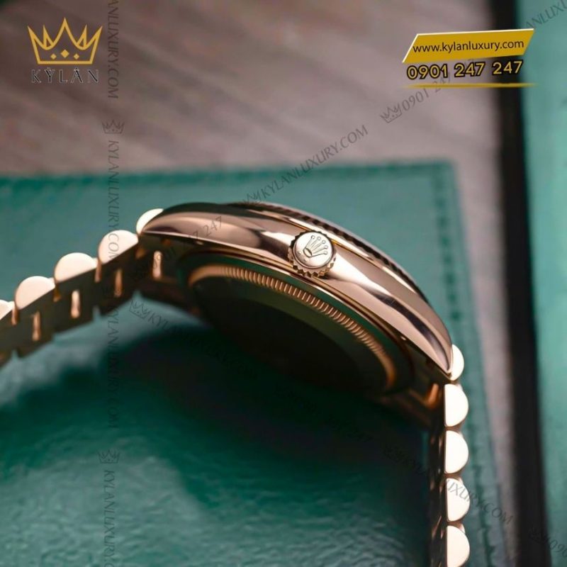 Đồng hồ Rolex Day Date 36 xà cừ kim cương 128235-0029