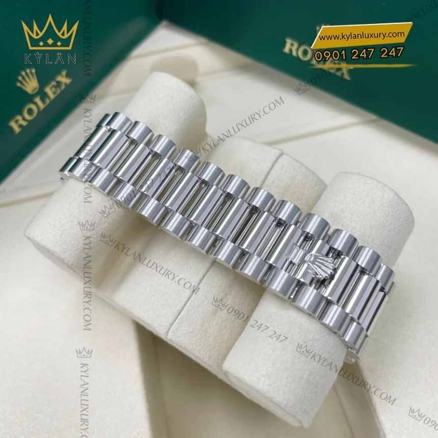Kỳ Lân Luxury rolex day date 40 228236 0006 ice blue kim cuong 2 Đồng hồ Rolex Day Date 40 Ice Blue kim cương 228236-0006