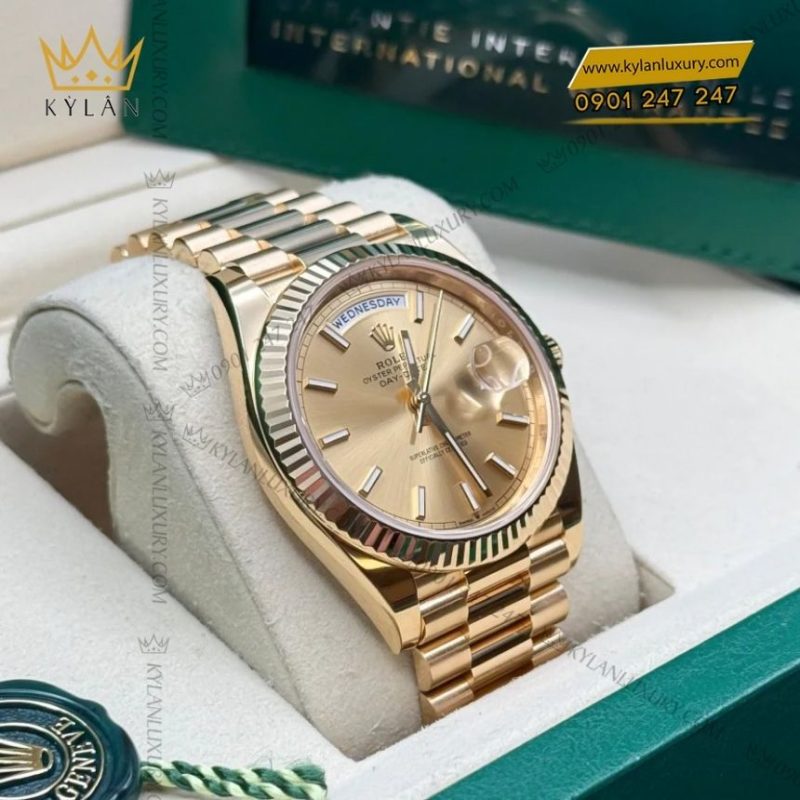 Đồng hồ Rolex Day Date 40 vàng vàng champagne 228238-0003