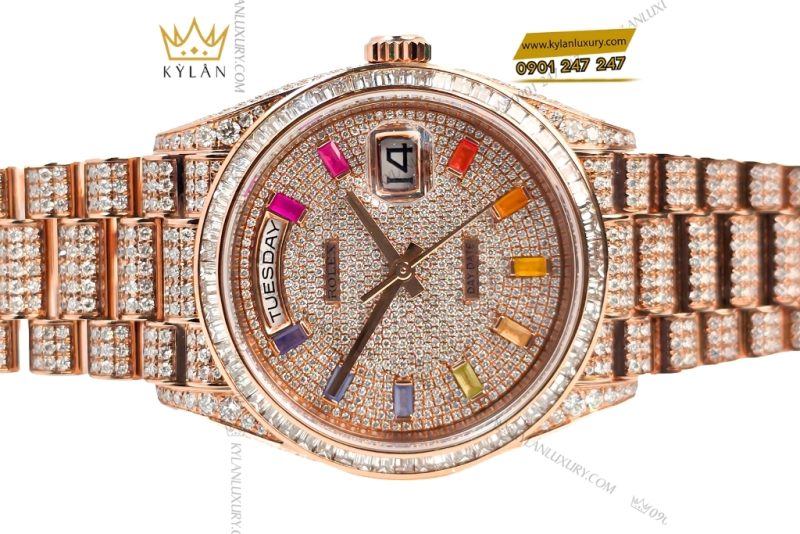 Đồng hồ Rolex Day Date vàng hồng custom full kim cương