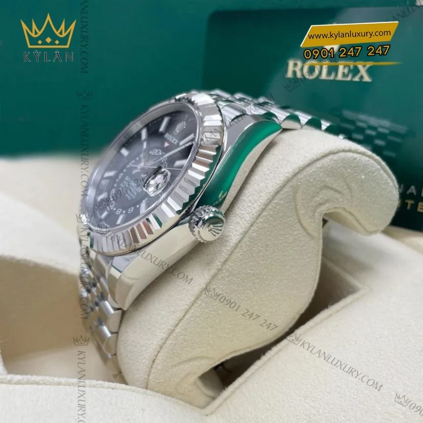 Kỳ Lân Luxury rolex sky dweller 336934 0008 thep mat so den 2 Đồng hồ Rolex Sky Dweller mặt số đen 336934-0008