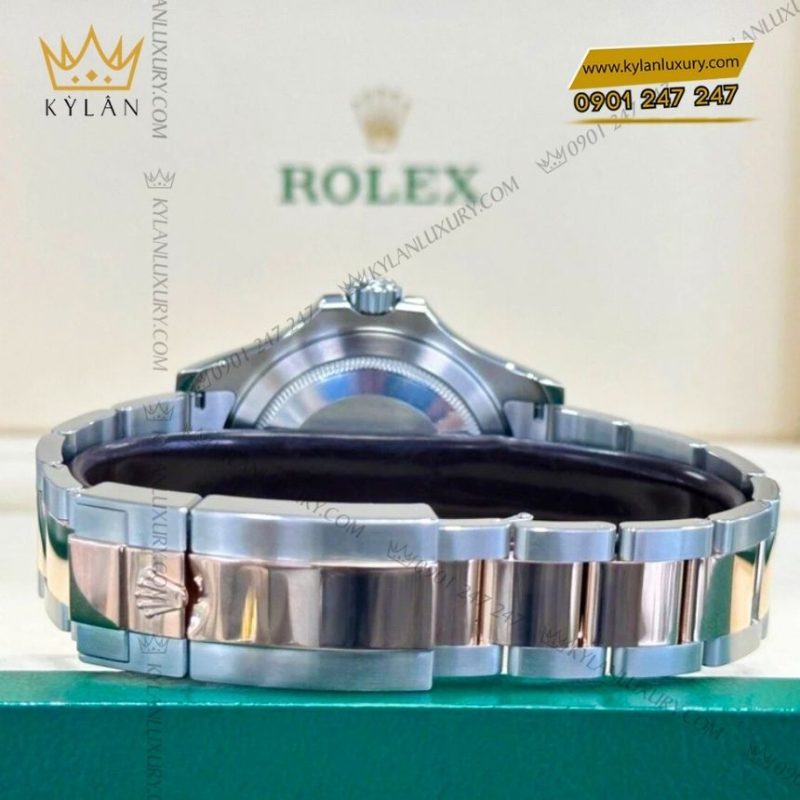 Đồng hồ Rolex Yacht Master 37 mặt số đen 268621-0004