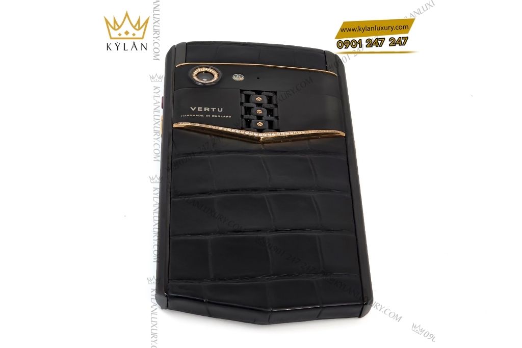 Kỳ Lân Luxury vertu aster p alligator custom vang hong dinh kim cuong 8 Điện thoại Vertu Aster P Alligator custom vàng hồng đính kim cương