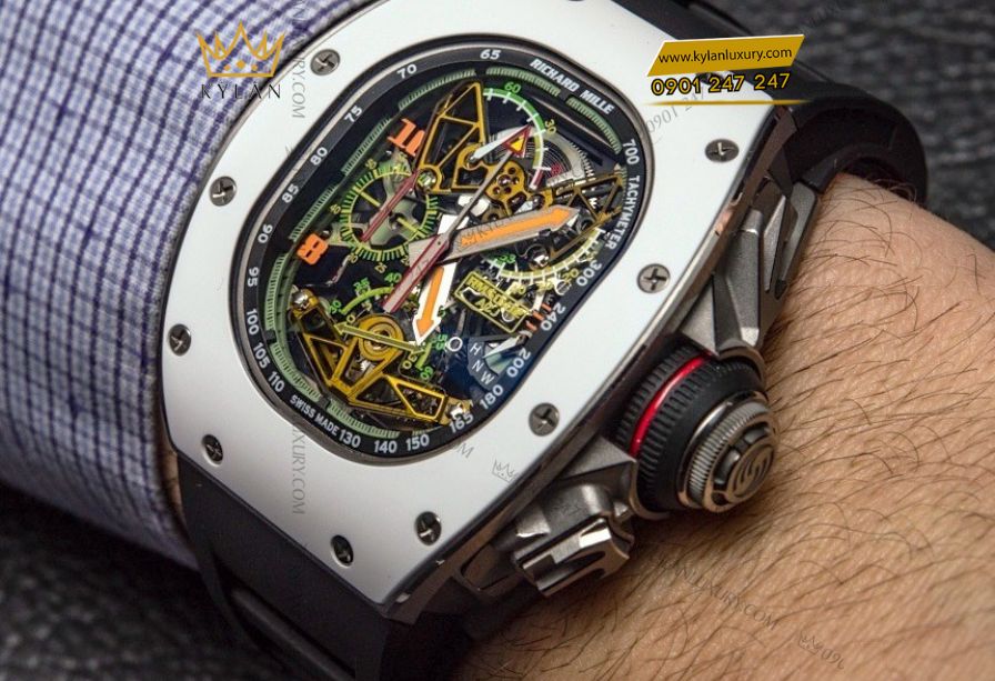 Richard Mille RM 50-02 ACJ với mặt số cửa sổ máy bay và thiết kế hàng không hiện đại