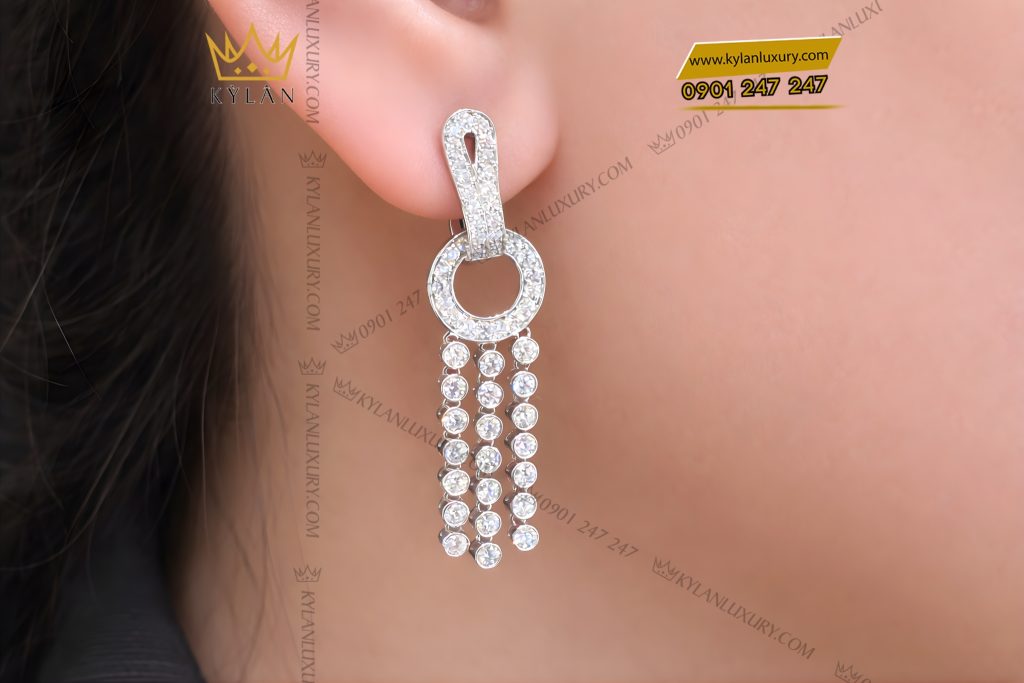 Bông tai vàng trắng Au750 đính kim cương
