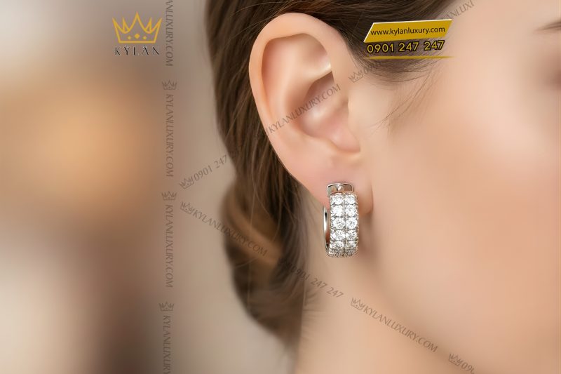 Bông tai vàng trắng Au750 đính kim cương