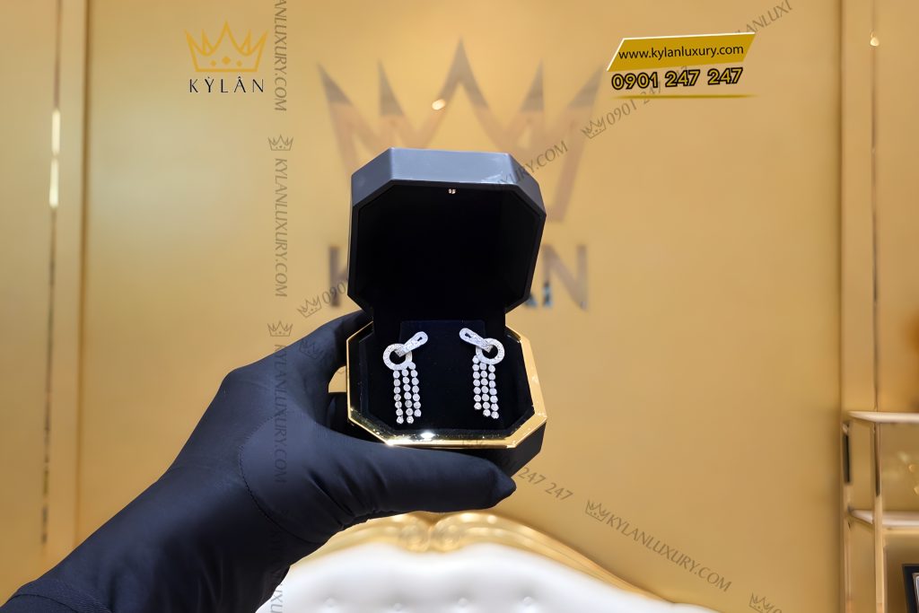 Kỳ Lân Luxury Bong tai vang trang Au750 dinh kim cuong 9 1 Bông tai vàng trắng Au750 đính kim cương