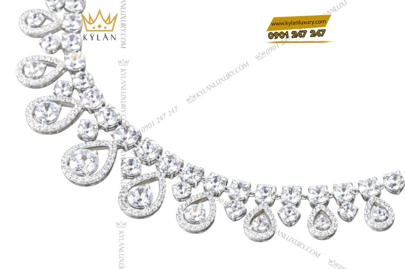 Dây chuyền vàng trắng Au750 đính kim cương
