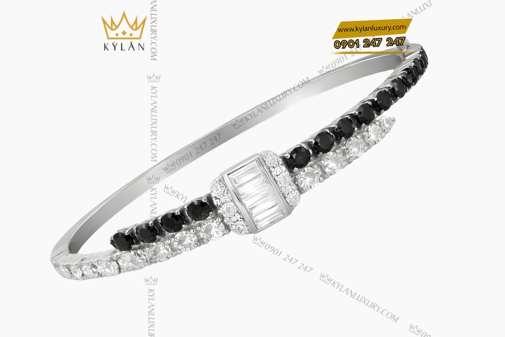 Lắc tay vàng trắng Au750 đính kim cương và đá quý đen