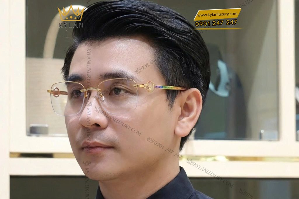 Mắt kính vàng hồng Au750 đính kim cương và đá quý Rainbow