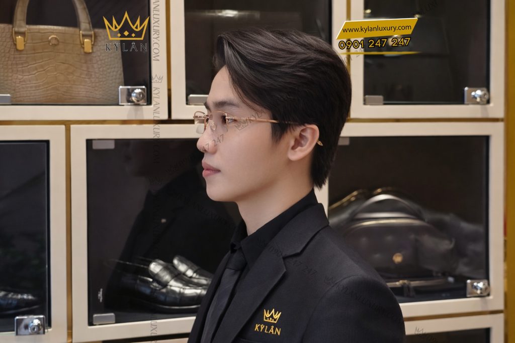 Mắt kính vàng hồng Au750 đính kim cương 6 Mắt kính vàng hồng nguyên khối Au750 đính kim cương