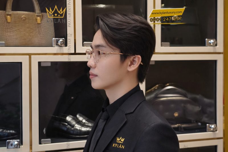 Mắt kính vàng hồng Au750 đính kim cương