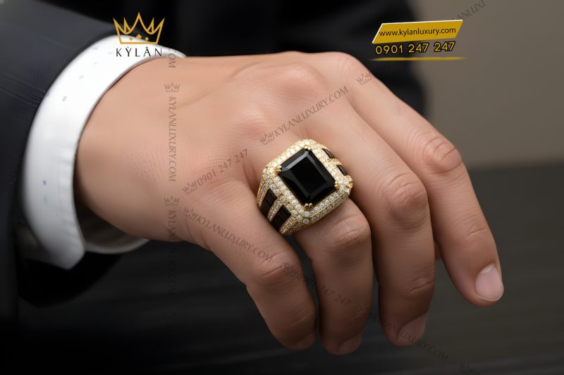 Nhẫn nam vàng vàng Au750 đính kim cương và đá quý đen