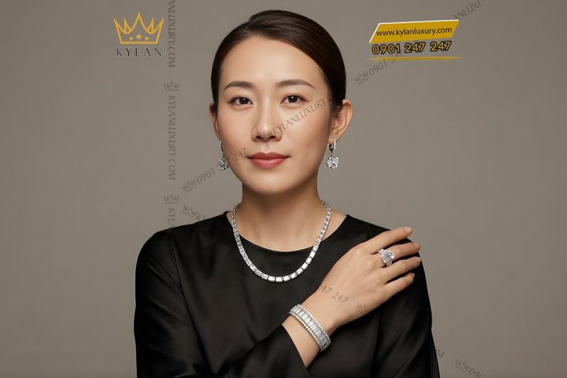 Nhẫn nữ vàng trắng Au750 đính kim cương baguette