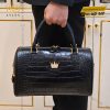 Túi xách da cá Alligator Black đính logo vương miện vàng KY LAN