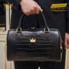 Túi xách da cá Alligator Black đính logo vương miện vàng KY LAN