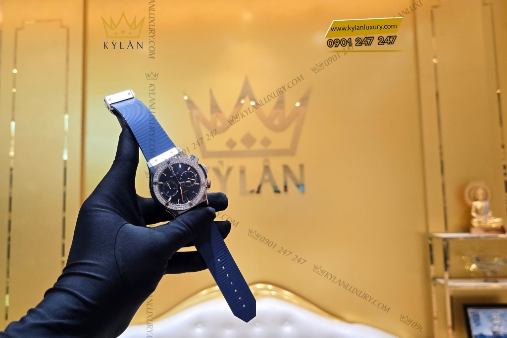 Kỳ Lân Luxury hublot chronograph titanium blue 45mm bezel kim cuong 8 Đồng hồ Hublot Classic Fusion Chronograph Titanium Blue custom vành kim 45mm