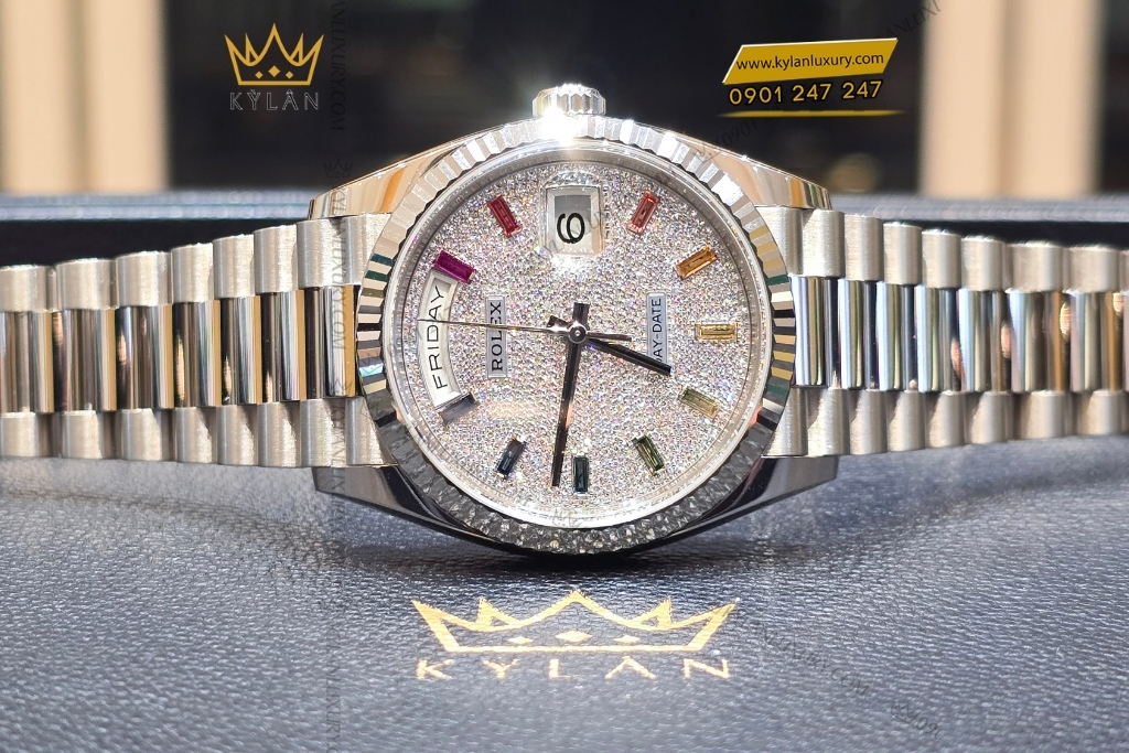 Kỳ Lân Luxury rolex day date 36 128239 0019 vang trang rainbow 7 1 Đồng hồ Rolex Day Date 36 vàng trắng cọc rainbow 128239-0019