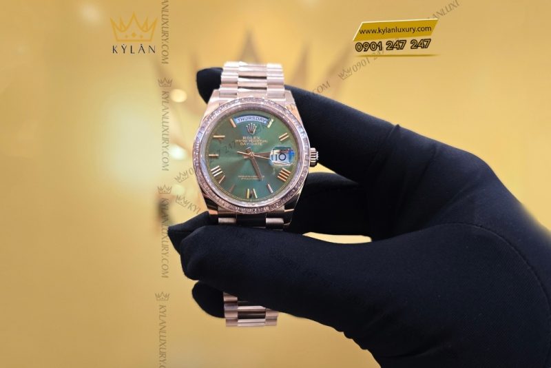 Đồng hồ Rolex Day Date 36 Olive custom vành kim vuông 128235-0089