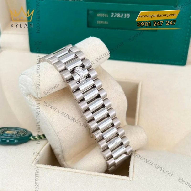 Đồng hồ Rolex Day Date 40 mặt số xanh olive 228239-0033