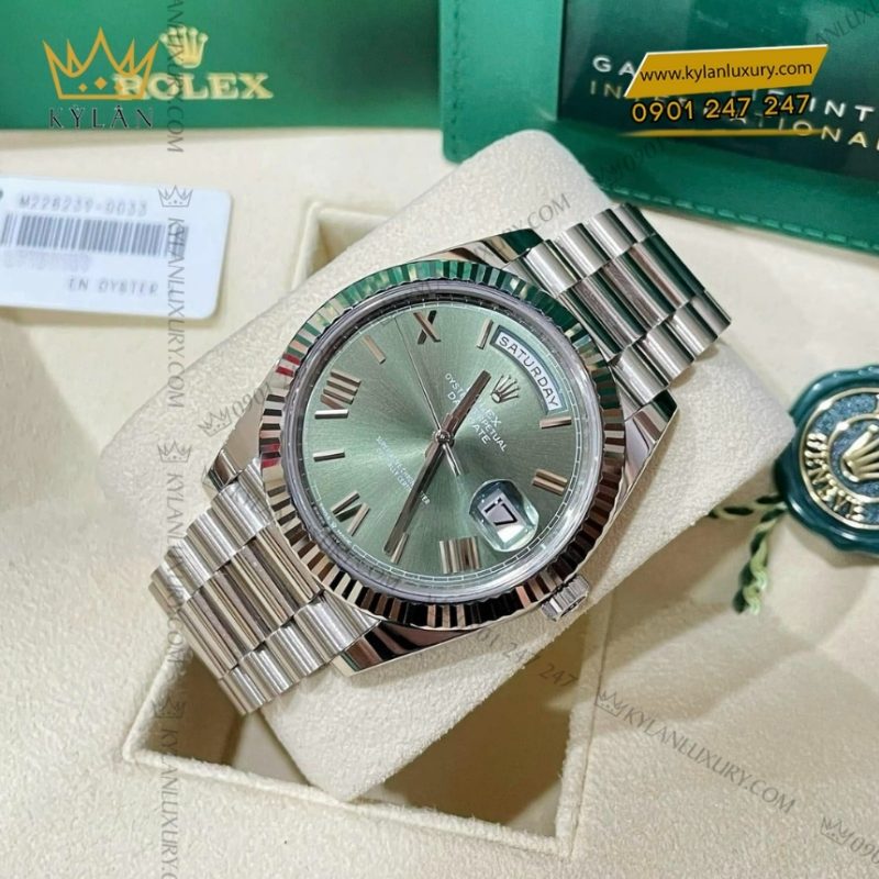 Đồng hồ Rolex Day Date 40 mặt số xanh olive 228239-0033