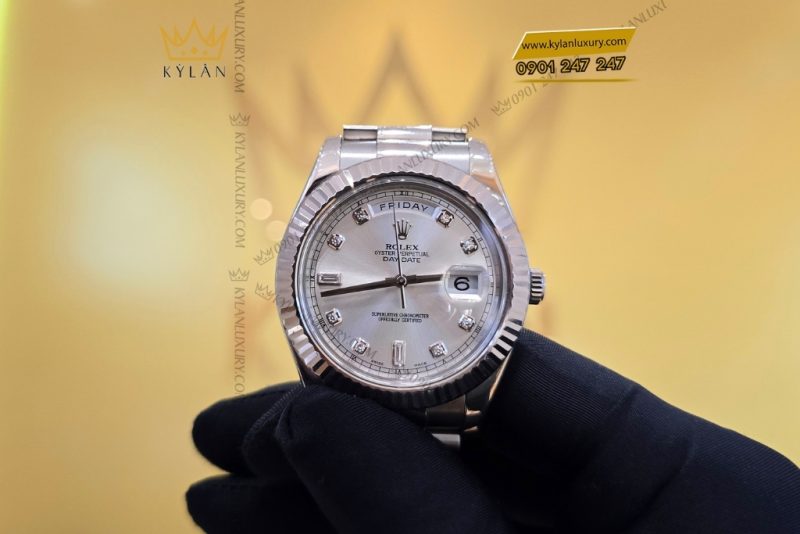 Đồng hồ Rolex Day Date 41 mặt số bạc cọc kim cương 218239-0006