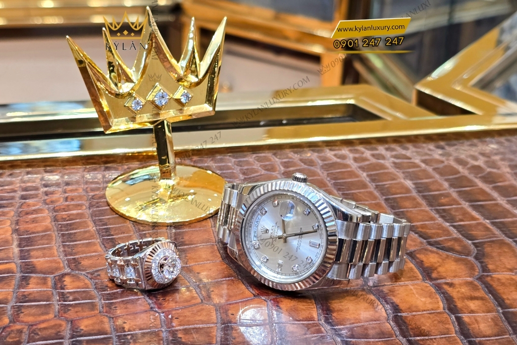 Kỳ Lân Luxury rolex day date 41 218239 0006 mat so bac kim cuong 8 Đồng hồ Rolex Day Date 41 mặt số bạc cọc kim cương 218239-0006