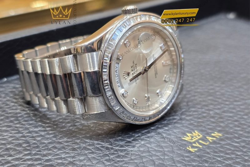 Đồng hồ Rolex Day Date 41 vàng trắng custom vành kim vuông 218239-0006