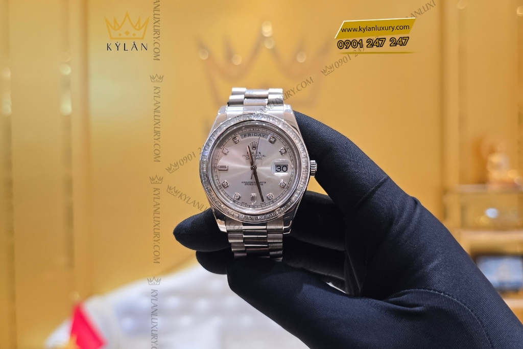 Kỳ Lân Luxury rolex day date 41 custom vanh kim vuong 218239 8 Đồng hồ Rolex Day Date 41 vàng trắng custom vành kim vuông 218239-0006