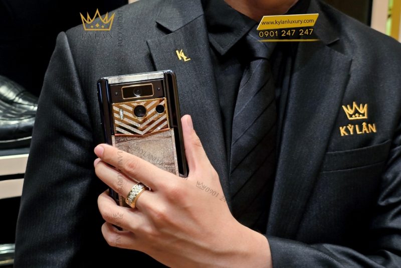 Điện thoại Vertu Meta 2 vàng vàng đính kim cương