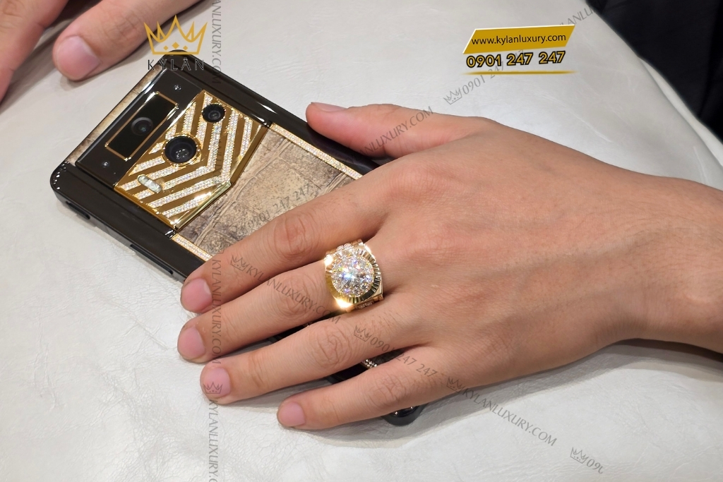 Kỳ Lân Luxury vertu meta 2 vang vang dinh kim cuong 6 1 Điện thoại Vertu Meta 2 vàng vàng đính kim cương