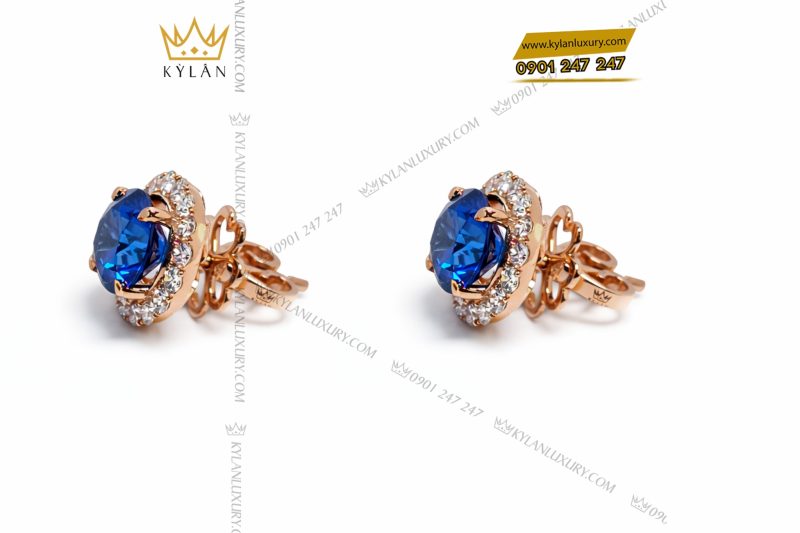 Bông tai vàng hồng Au750 đính kim cương và đá sapphire xanh