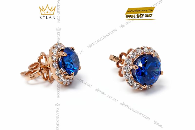 Bông tai vàng hồng Au750 đính kim cương và đá sapphire xanh