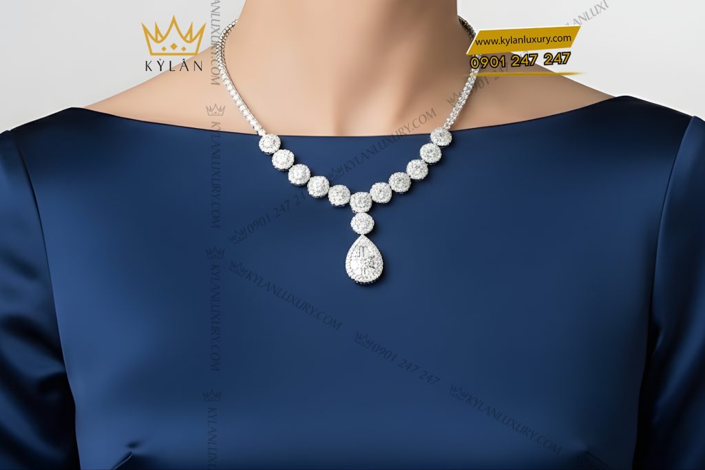 Kỳ Lân Luxury Day chuyen vang Au750 dinh full kim cuong 9 Dây chuyền vàng Au750 đính full kim cương
