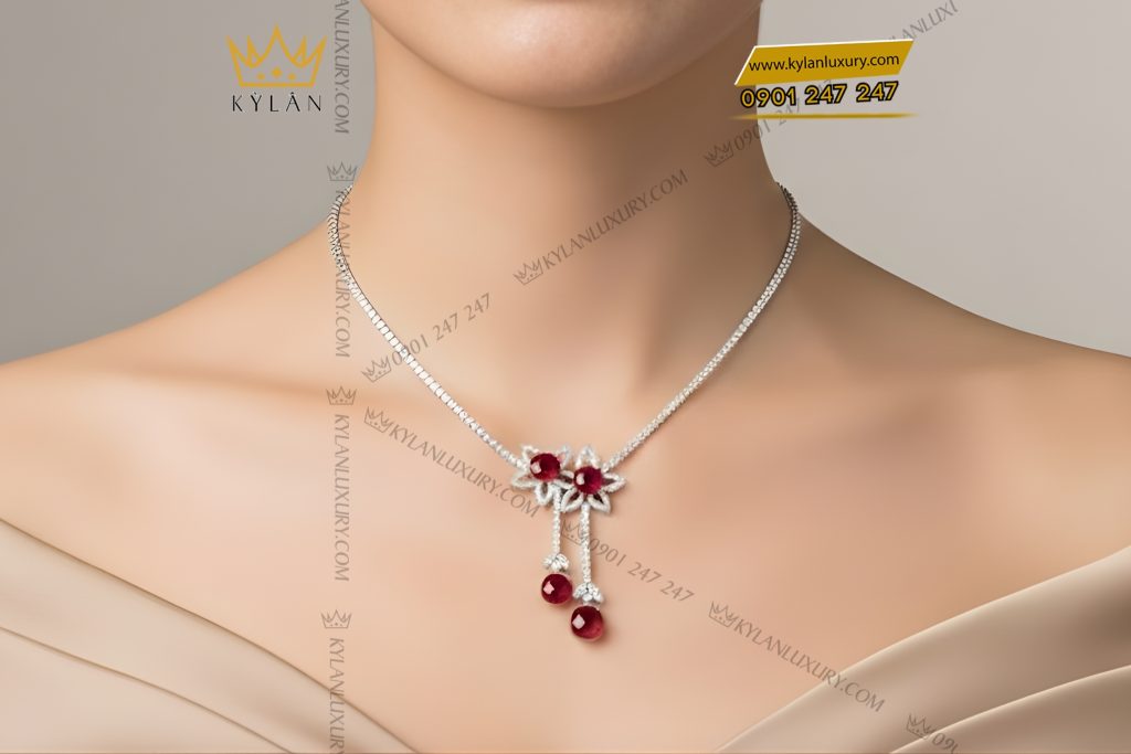 Dây chuyền vàng trắng Au750 đính kim cương và đá quý đỏ