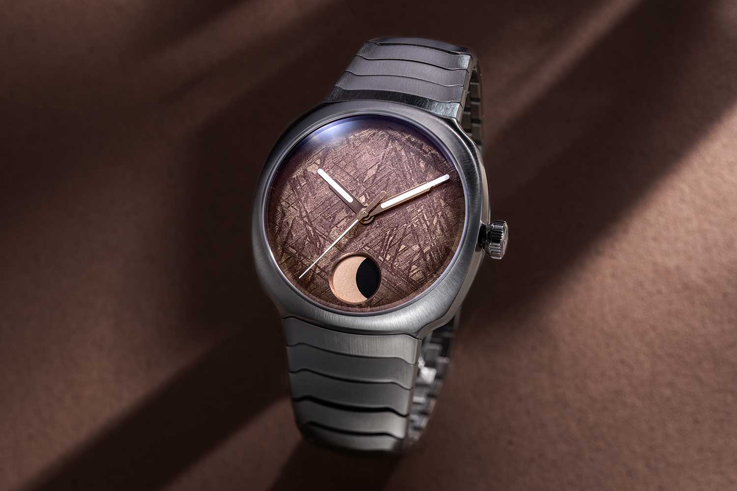 Đồng hồ H. Moser & Cie. Streamliner Perpetual Moon 1 Kỳ Lân Luxury Dong ho H. Moser Cie. Streamliner Perpetual Moon4 Đồng hồ H. Moser & Cie. Streamliner Perpetual Moon