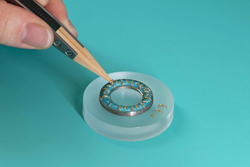 Kỳ Lân Luxury Dong ho trang men Tiffany Kylan 2 Đồng hồ tráng men Tiffany