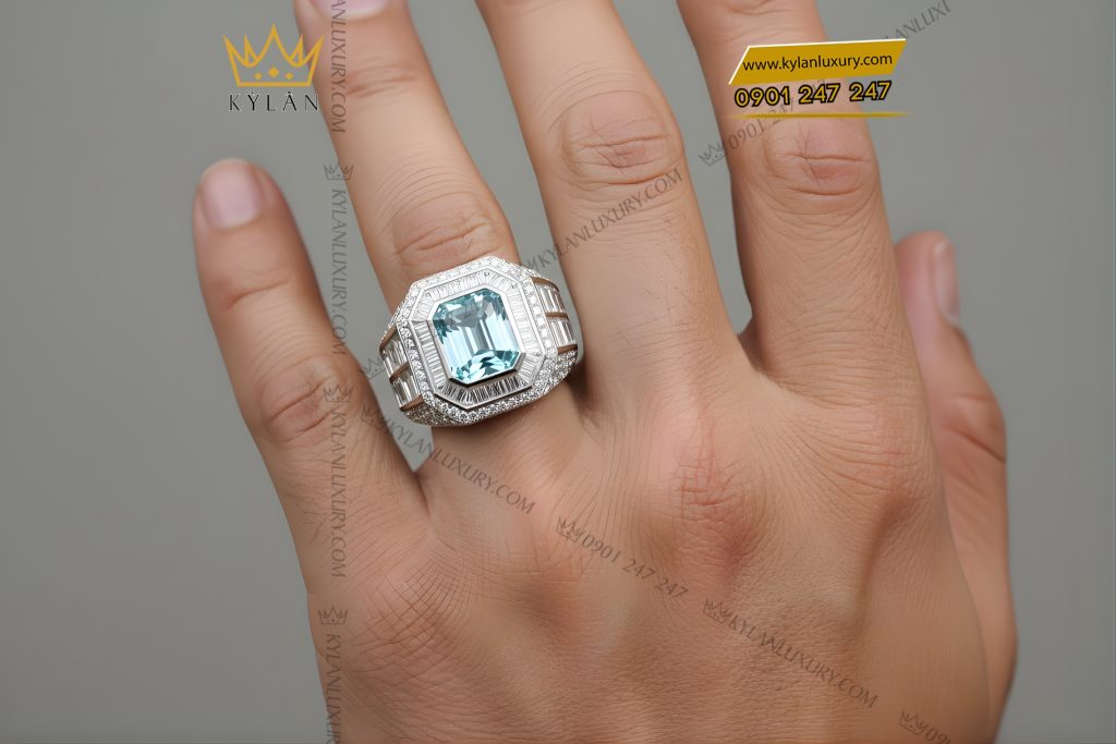 Nhẫn nam vàng trắng Au750 đính kim cương và đá quý xanh 15 Kỳ Lân Luxury Nhan nam vang trang Au750 dinh kim cuong va da quy xanh 8 Nhẫn nam vàng trắng Au750 đính kim cương và đá quý xanh