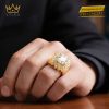 Nhẫn nam vàng vàng Au750 đính viên chủ kim cương vuông 12ly