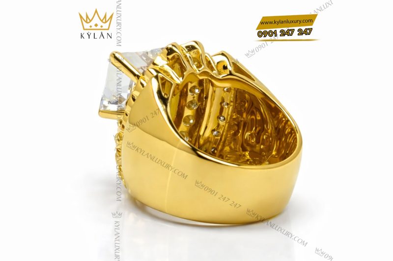 Nhẫn nam vàng vàng Au750 đính viên chủ kim cương vuông 12ly