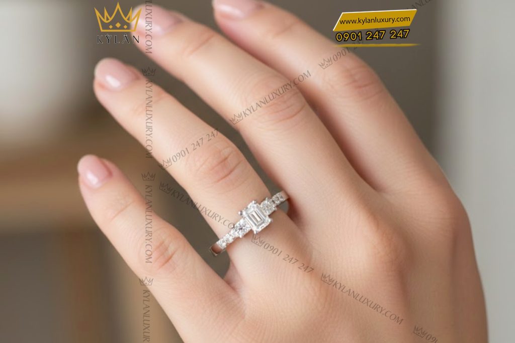 Nhẫn nữ vàng trắng Au750 đính kim cương