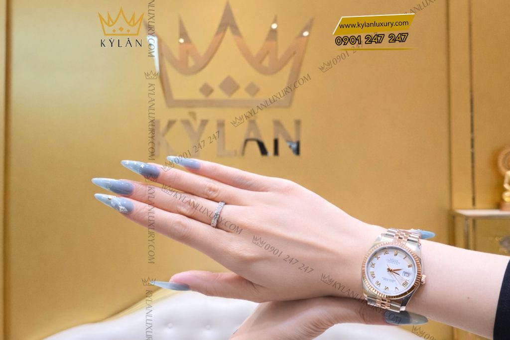 Nhẫn nữ vàng trắng Au750 đính kim cương baguette