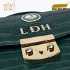 Túi Clutch da cá Alligator màu rêu đậm đính logo vàng LDH