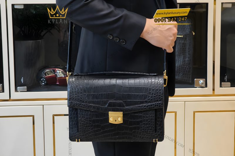 Túi Clutch da cá Alligator black