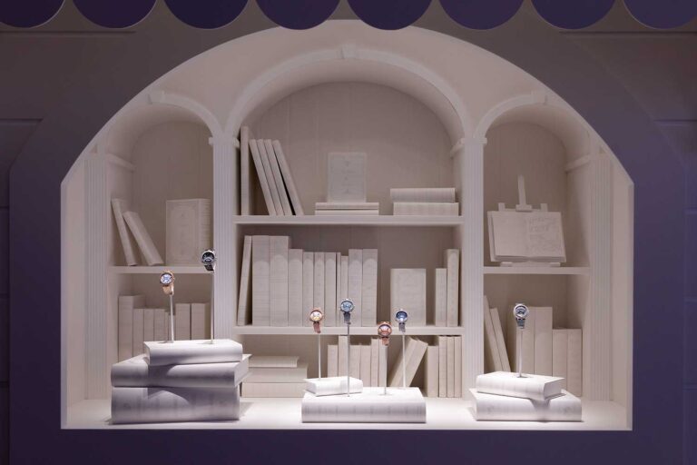 Thương hiệu Van Cleef & Arpels hóa thơ ca tại Hồng Kông 5 Kỳ Lân Luxury Van Cleef Arpels hoa tho ca tai Hong Kong Kylan20266 Thương hiệu Van Cleef & Arpels hóa thơ ca tại Hồng Kông