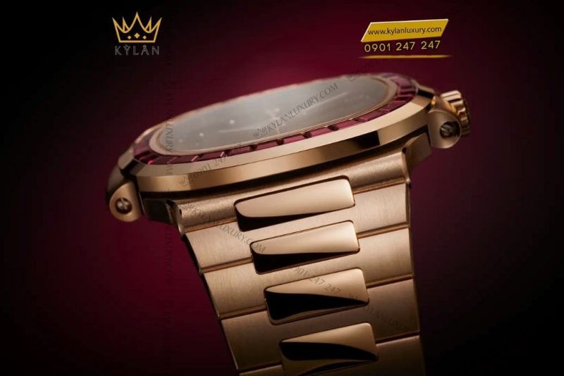 Đồng hồ Patek Philippe Nautilus vàng hồng vành ruby 5723/112R-001
